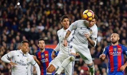 Sergio Ramos, del Real Madrid, marca el gol del empate.