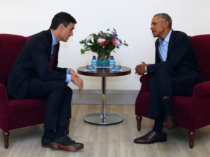 El presidente del Gobierno Pedro Sánchez con el exmandatario de EEUU Barack Obama, el pasado año en Madrid.