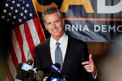Gavin Newsom habla tras el cierre de los colegios en California.