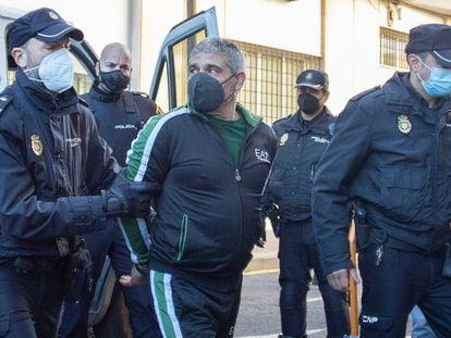 Bernardo Montoya, asesino de Laura Luelmo, a su llegada a la Audiencia de Huelva para el juicio celebrado en 2021.