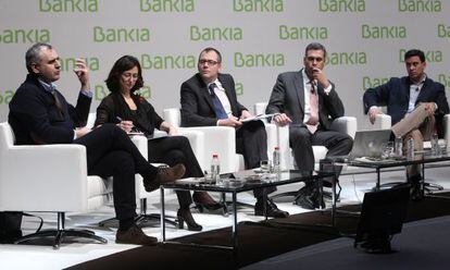 Barrabés, Szpilka, Jiménez, Dans y Muriel, durante el debate.