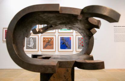 La Lonja de Zaragoza acogerá, hasta el 11 de abril, 121 destacadas obras de la Colección Telefónica, de la que forman parte composiciones de Pablo Picasso, Juan Gris, Rene Magritte, y Eduardo Chillida, entre otros artistas.