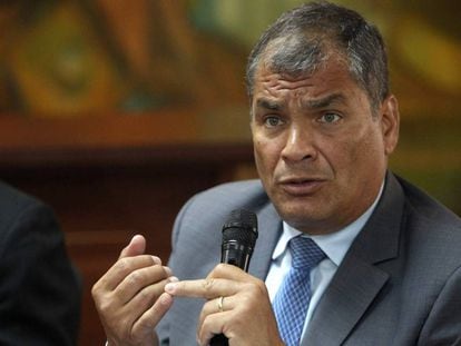 El expresidente Rafael Correa durante una comparecencia en 2018.