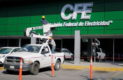 Oficinas de la CFE en Monterrey, México, en febrero de 2021.