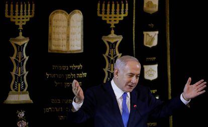 El primer ministro israelí, el viernes en una sinagoga de Río de Janeiro.
