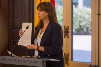 La ya expresidenta del Parlament Laura Borràs en una comparecencia tras haber sido suspendida por la Mesa este jueves en Barcelona.