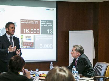 Yves Delmas, presidente de Seur, durante la presentaci&oacute;n de la nueva marca global del grupo Geopost.