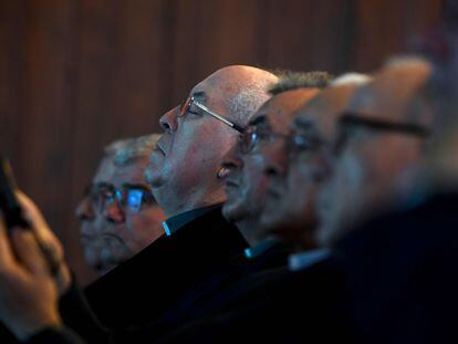 Miembros de la jerarquía católica portuguesa este lunes durante la presentación del estudio sobre los abusos sexuales en la Iglesia lusa.