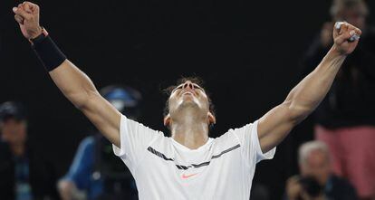 Rafa Nadal celebra su victoria ante Dimitrov en las semifinales del Open de Australia