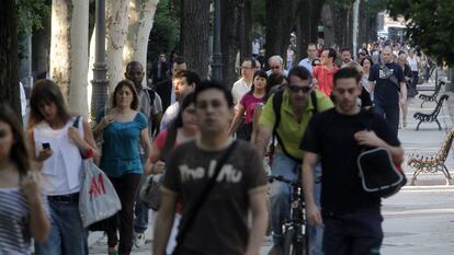 Muchos ciudadanos han optado por andar o utilizar bicicletas para llegar a sus destinos