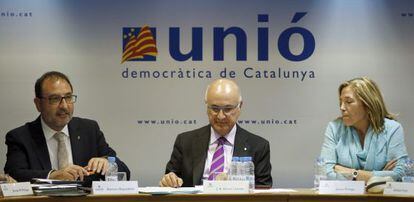 El secretari general d'Unió, Ramon Espadaler, Josep Antoni Duran Lleida, i Joana Ortega, vicepresidenta del Govern.