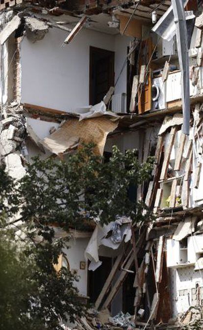 El edificio de Carabanchel tras el derrumbe.