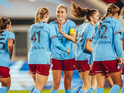 Las jugadoras del Manchester City femenino celebran un gol en su partido del pasado miércoles contra el Blackburn.