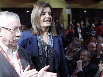 El secretario general de CCOO, Ignacio Fern&aacute;ndez Toxo, y la ministra de Empleo, F&aacute;tima B&aacute;&ntilde;ez, en la clausura del congreso del sindicato.