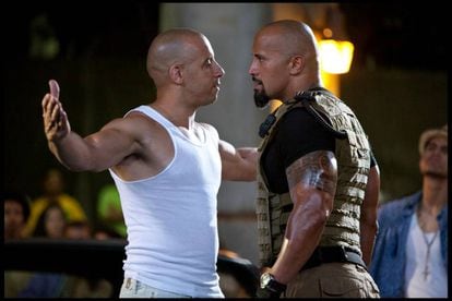 Vin Diesel y Dwayne Johnson, en 'Fast & Furious 5' (2011).
