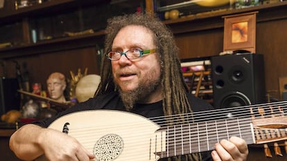 Jaron Lanier, teórico de la realidad virtual y hoy enemigo de las redes sociales.