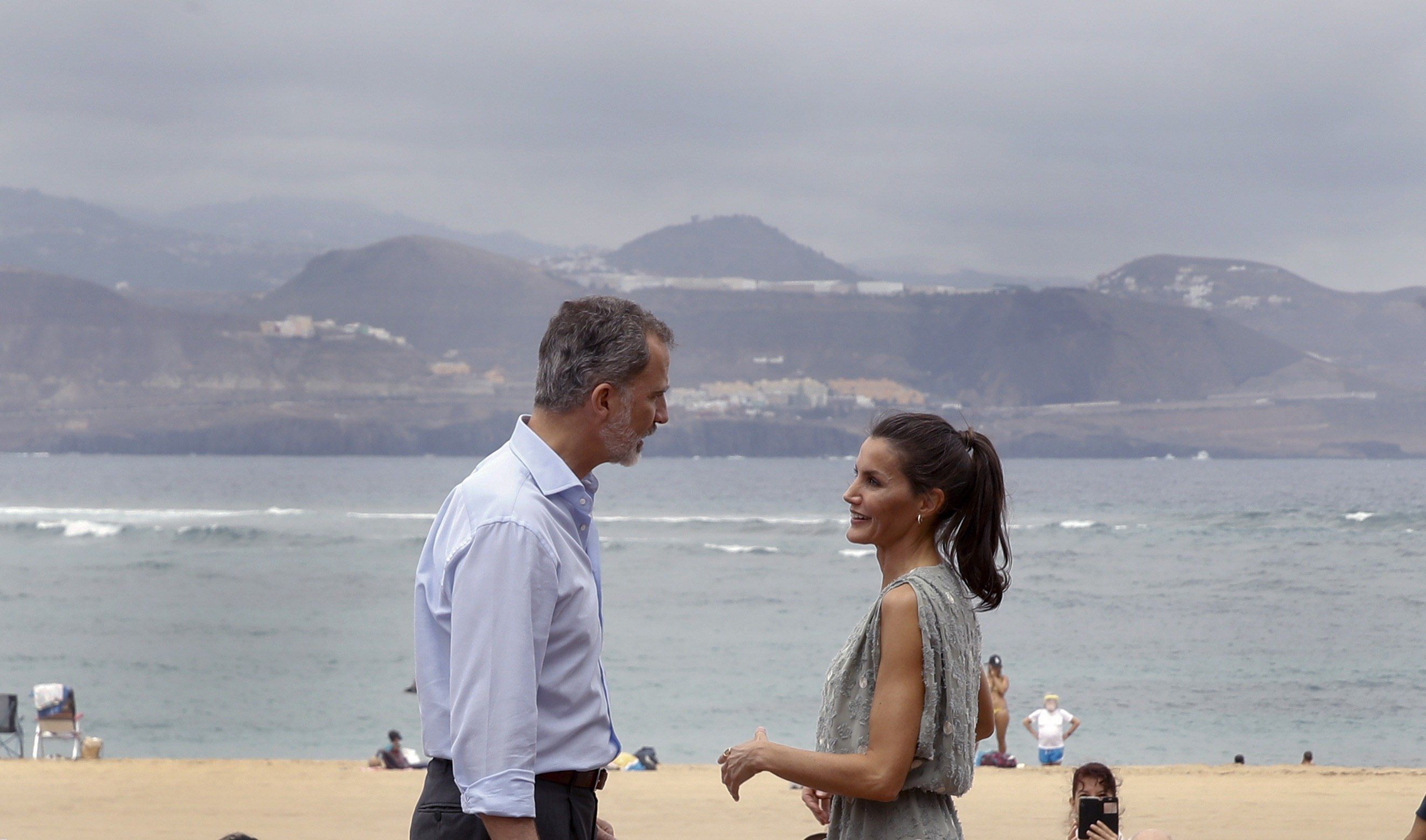 Los reyes Felipe y Letizia, en su visita a Las Palmas de Gran Canarias el martes.