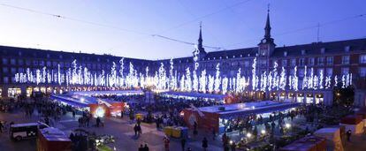 Mercadillo de adornos de la plaza Mayor.