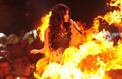 Selena Gomez al comienzo de la gala de los MTV EMA.