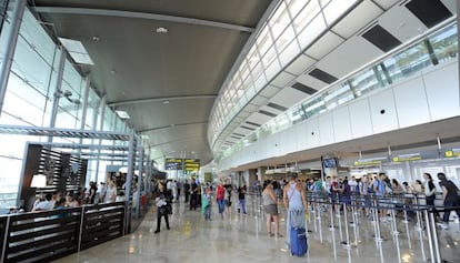 Imagen de la nueva terminal del aeropuerto de Manises.