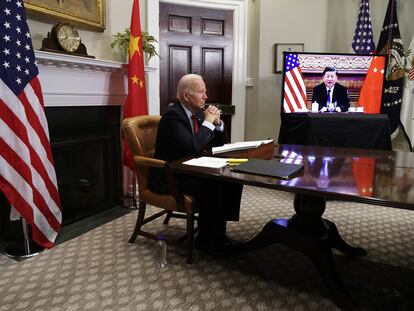 Joe Biden, durante una videoconferencia con Xi Jinping, en noviembre de 2021.