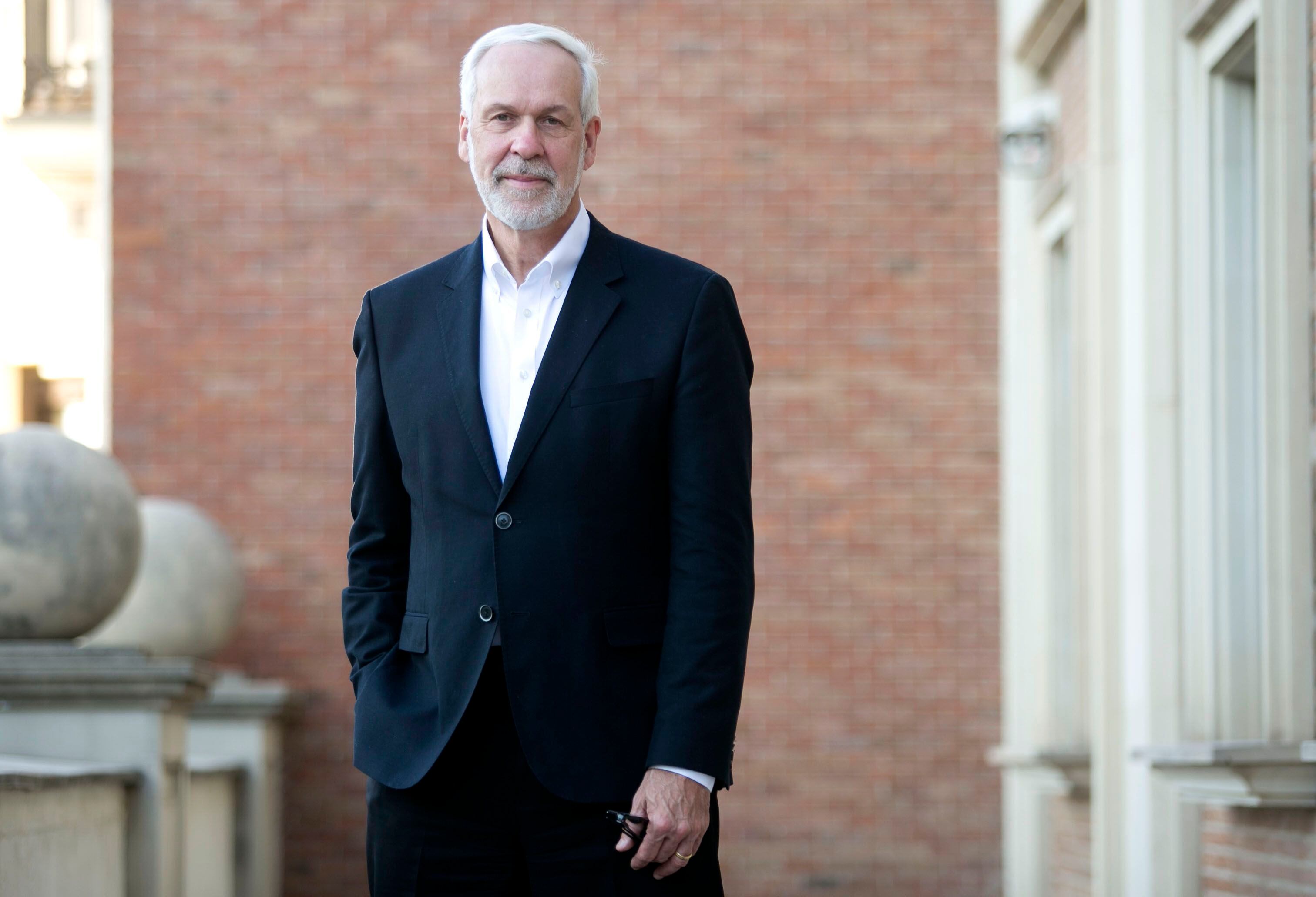 Paul Leblanc, rector de la South New Hampshire University, fotografiado en la Universidad Camilo Jose Cela de Madrid.