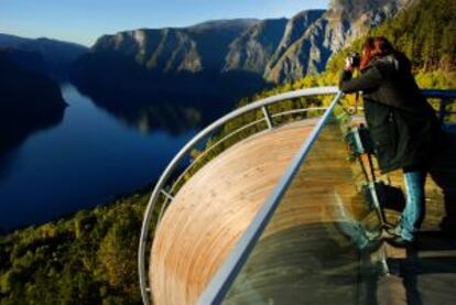 Mirador a los fiordos de Aurland, en Noruega. 