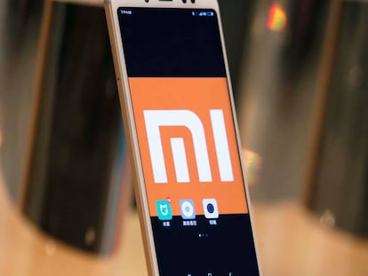 Logotipo de Xiaomi en un 'smartphone'.