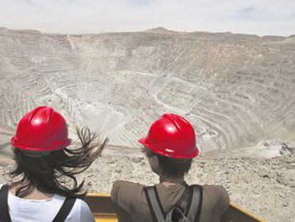 La gran mina de cobre a cielo abierto de Chuquicamata, Chile.