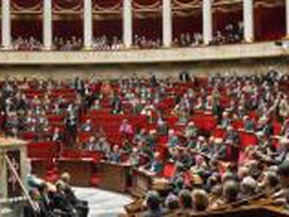 Vista general del hemiciclo durante la votación de la reforma de las pensiones en la Asamblea Nacional francesa