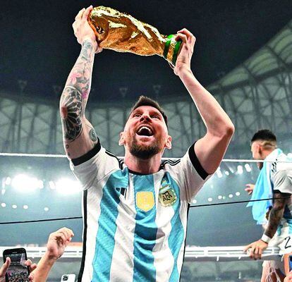 Una réplica original: la copa que unió a Messi con una artesana, EL PAÍS  Semanal