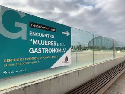 Fachada del encuentro 'Mujeres en la gastronomía', el pasado lunes.