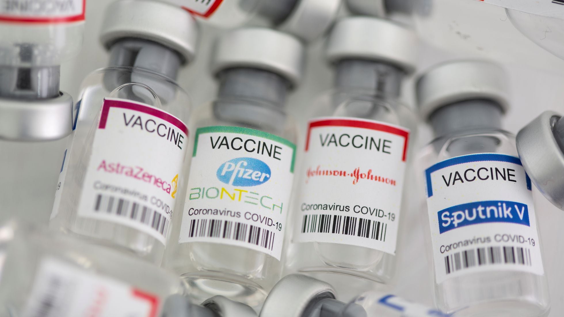Combinar dos vacunas diferentes contra la covid multiplica las reacciones  adversas | Ciencia | EL PAÍS