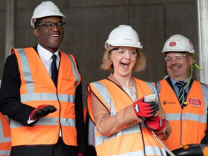 La primera ministra, Liz Truss, y el ministro de Economía, Kwasi Kwarteng, visitan este martes un campus de innovación en Birmingham.