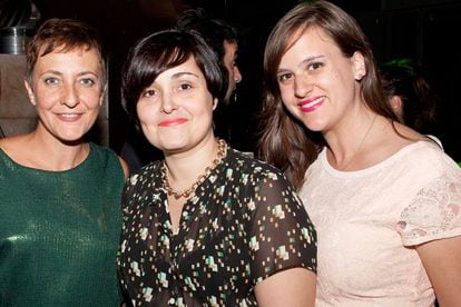 Eva Hache con Marta Flores, subdirectora de la revista, y María Porcel, responsable de redes sociales de S Moda.