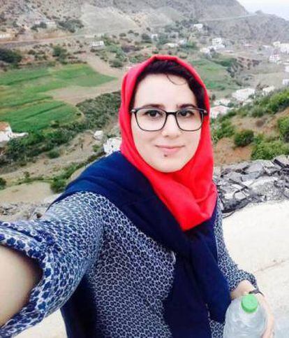 Imagen del perfil de Facebook de la periodista marroquí Hajar Raissouni.