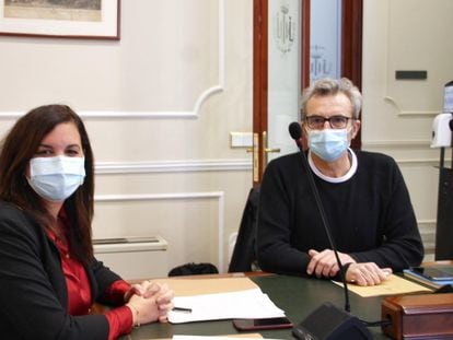 La vicealcaldesa de València, Sandra Gómez, y el director de la Academia de Cine, Mariano Barroso, en la reunión de Comisión Interadministrativa para la Organización de los Premios Goya.