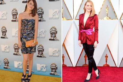 Allá por el 2008 los estilismos de Emma Stone eran discretos, casi anodinos, y no destilaban la personalidad que irradia cualquiera de sus apariciones actuales sobre la alfombra roja, como en la última edición de los Oscar.