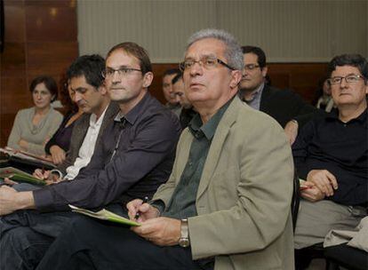 Joan Saura y Joan Herrera, ayer durante el consejo nacional de Iniciativa.
