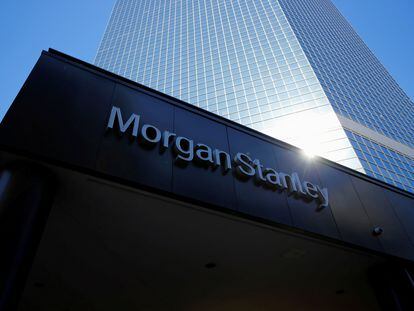 Logo de Morgan Stanley en un edificio de San Diego, California (EE UU).