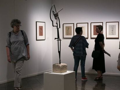 Aspecto de la exposición sobre Juli González en los Espais Volart de la Fundación Vila Casas.