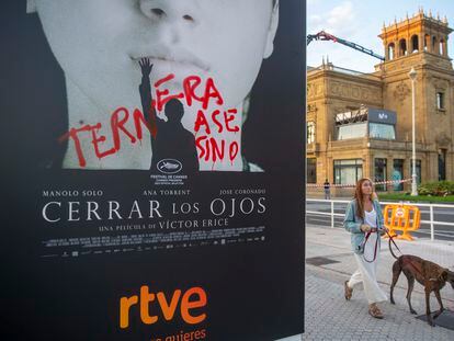 Pintada contra Josu Ternera en un cartel del festival de cine de San Sebastián.
