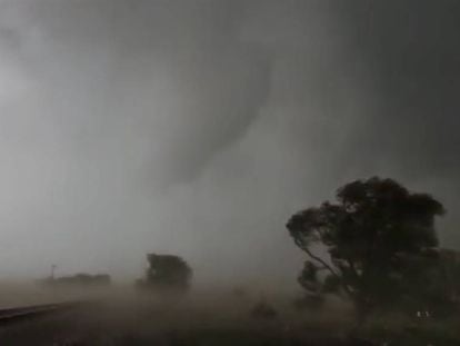 Imagen del tornado captada por un dron.