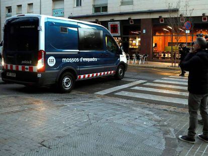 Los siete detenidos acusados de violar a una joven de 18 años en Sabadell llegan este miércoles a los juzgados.