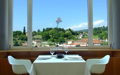 Mesa del restaurante Silabario, en Tui (Pontevedra).