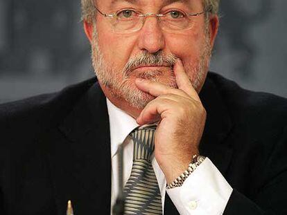 El ministro de Sanidad, Bernat Soria ayer.