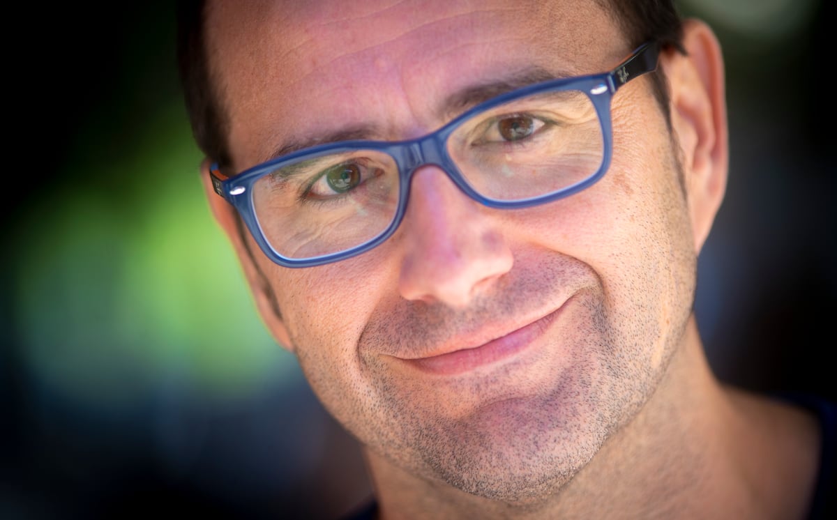 Paco Cabezas “Sigo trabajando para demostrarle a mi padre que soy director de cine