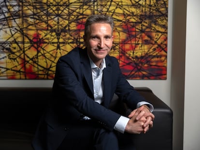 Héctor Meléndez, consejero delegado de Naos, en el hotel Axor Feria.  / Pablo Monge.