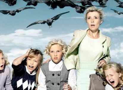 Cayetana Guillén Cuervo, como Tippi Hedren en <i>Los pájaros</i>.