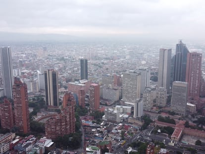 Una imagen panorámica del centro de Bogotá.